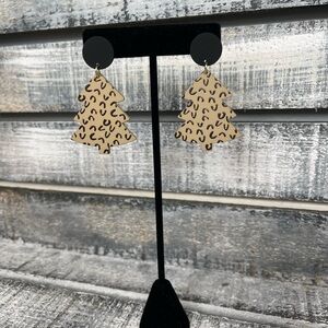 Leopard Tree earrings • NWT